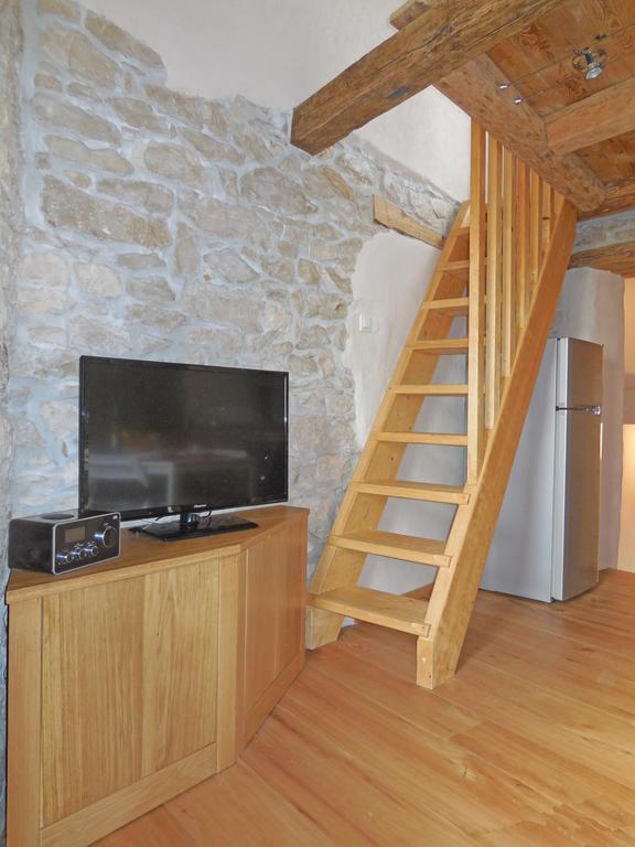 Stone House Apartments 布罗托尼贾 外观 照片